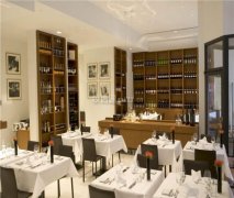 <b>司处置粉饰拆业多年</b>